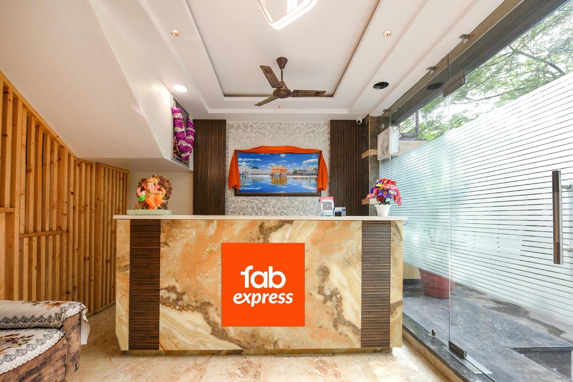 Fabhotel Golden Tree Amritsar Exterior photo
